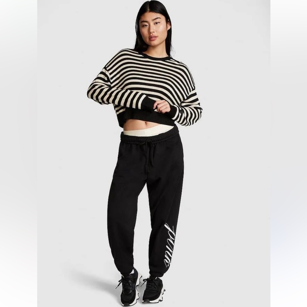 Victoria’s Secret Pink Ivy Fleece Black High Waist Sweatpants XS
